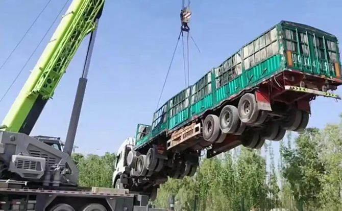 安定区道路脱困救援案例